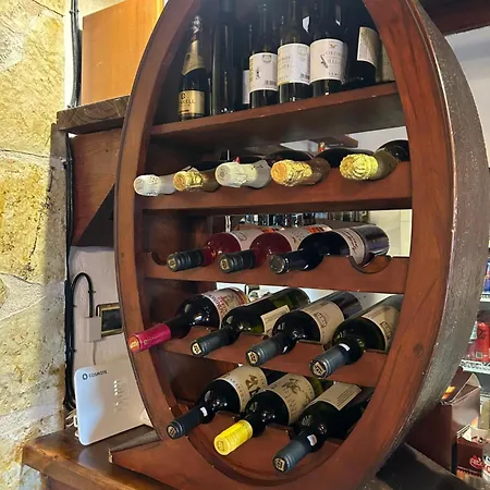 θόλος 게스트하우스 3*