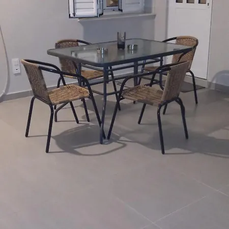 κοντά στο κέντρο της πάτρας Apartment