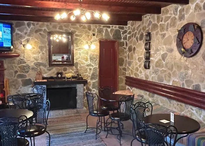 θόλος 3* Valtessiniko